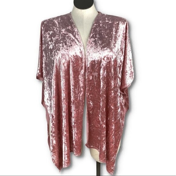 Olivia Rae sweater size M pink crushed velvet open front shawl strawberry milk - Picture 1 of 9